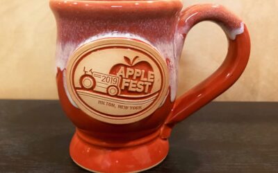 Color Your Event With These 11 Unique, Customized Gifts